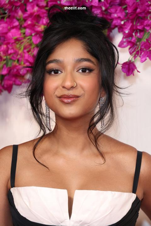 2024 Oscar Kırmızı Halısında Öne Çıkan Saç ve Makyaj Trendleri